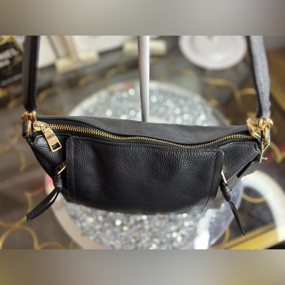 Coach 2020 Small Marlon Shoulder Bag EUC - Picture 5 of 16